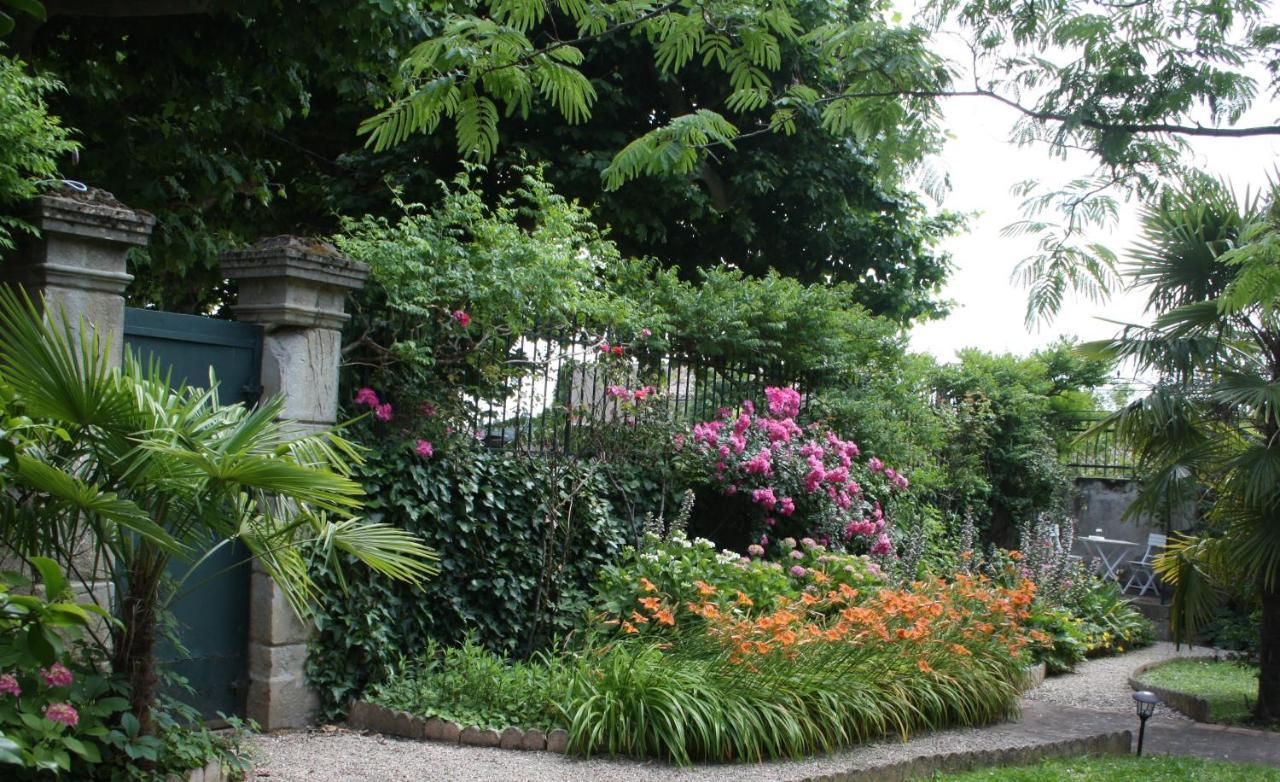 Maison De Mallast Montolieu Kültér fotó
