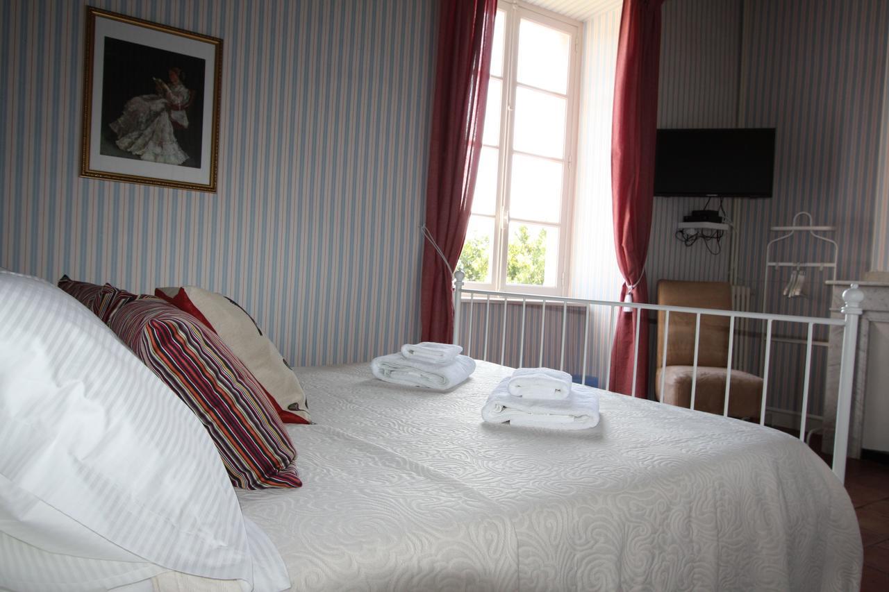 Maison De Mallast Montolieu Kültér fotó